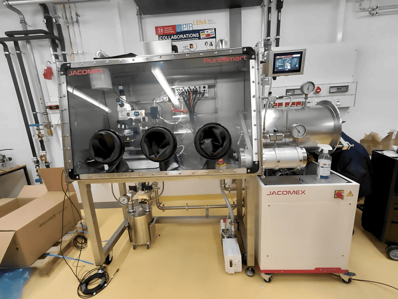 Production d&rsquo;hétérostructures 2D en atmosphère contrôlée