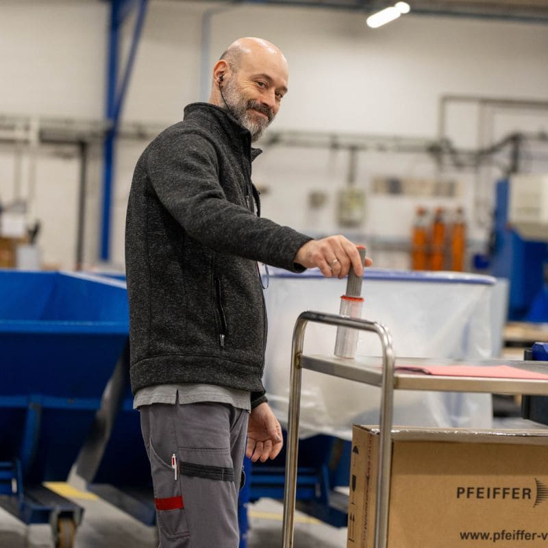 Les ateliers Jacomex sont de nouveau ouverts ! Les ateliers Jacomex sont de nouveau ouverts !